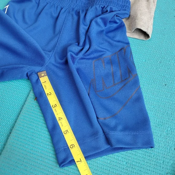 Nike Boys Just Do It Logo 2 Piece Shirt & Shorts Set Size 7 ( L ) - Picture 3 of 9